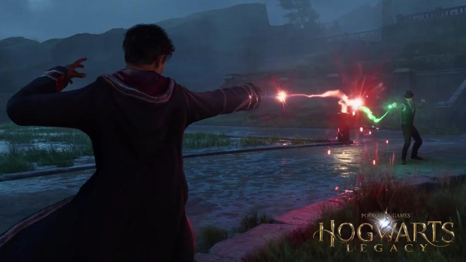 Hogwarts Legacy slow or stuck download